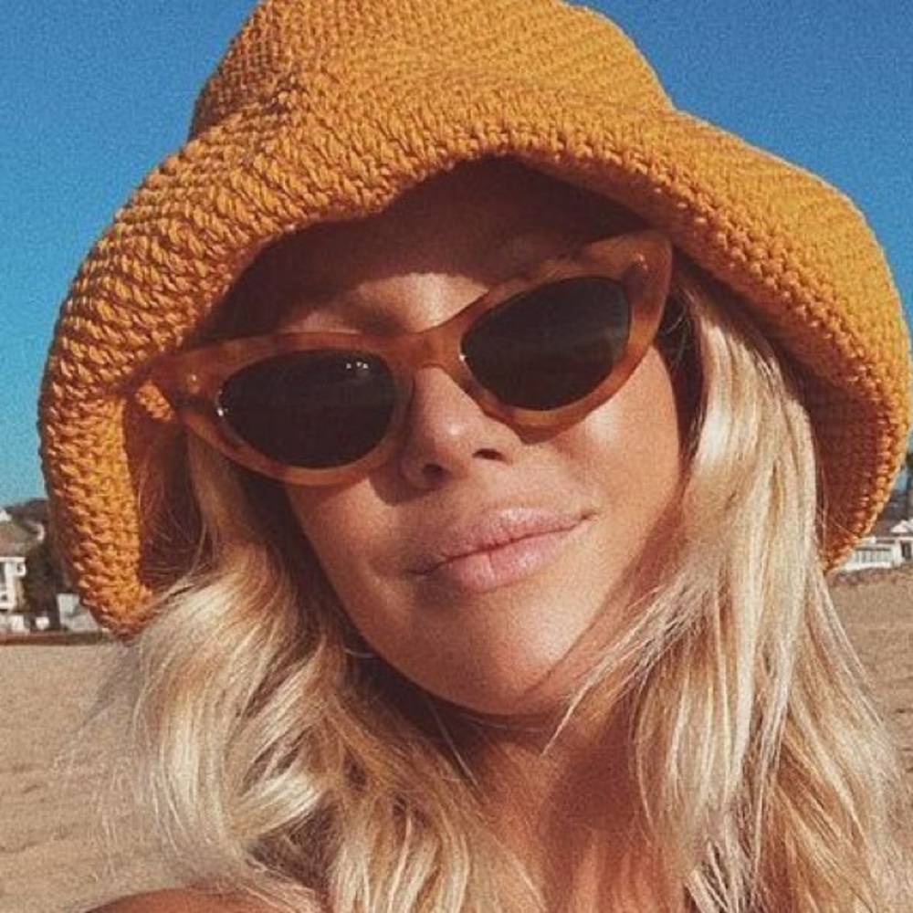 Sienna Alexander sunglasses cat eye!